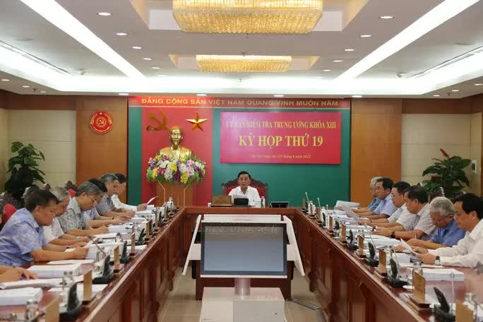 Liên quan Việt Á, Ủy ban Kiểm tra Trung ương đề nghị kỷ luật Bí thư Hải Dương - Ảnh 1.