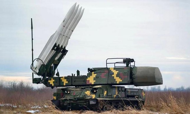 Buk-M1 Ukraine ph&aacute; hủy trực thăng tấn c&ocirc;ng Ka-52 Nga? - Ảnh 3.