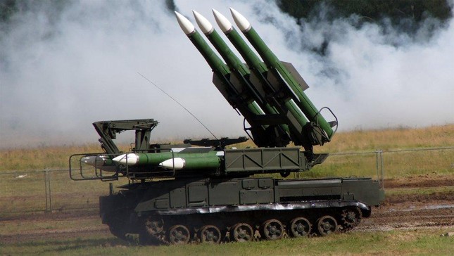 Buk-M1 Ukraine ph&aacute; hủy trực thăng tấn c&ocirc;ng Ka-52 Nga? - Ảnh 4.