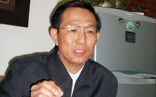 Cựu Thứ trưởng Cao Minh Quang bị truy tố trong vụ án liên quan thuốc Tamiflu - Ảnh 1.