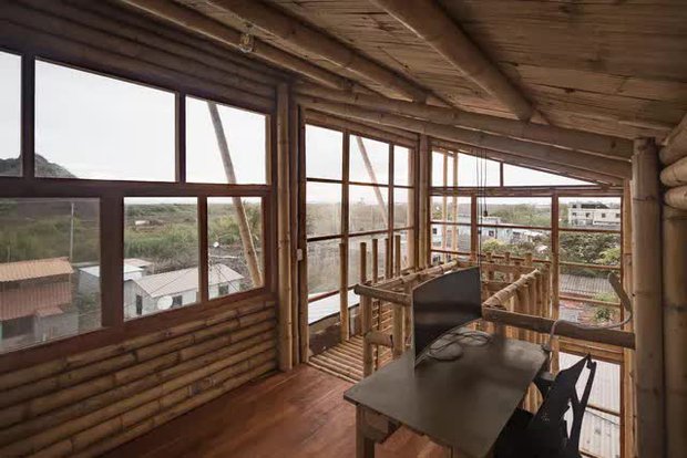 Ngôi nhà 3 tầng được làm từ tre và thân cây mía, mát vào mùa hè, ấm vào mùa đông - Ảnh 5. Ngôi nhà 3 tầng được làm từ tre và thân cây mía, mát vào mùa hè, ấm vào mùa đông - Ảnh 5.