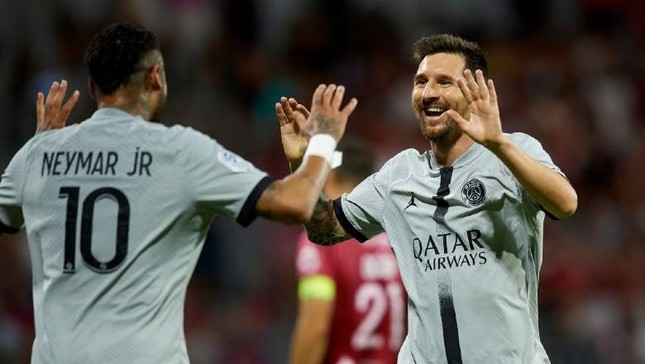 Đối thủ bán áo Messi để chọc tức đội bóng mới của Ronaldo?