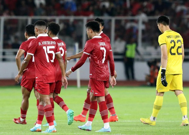 LĐBĐ Indonesia thừa nhận lệnh trừng phạt của FIFA đang treo trên đầu - Ảnh 1.