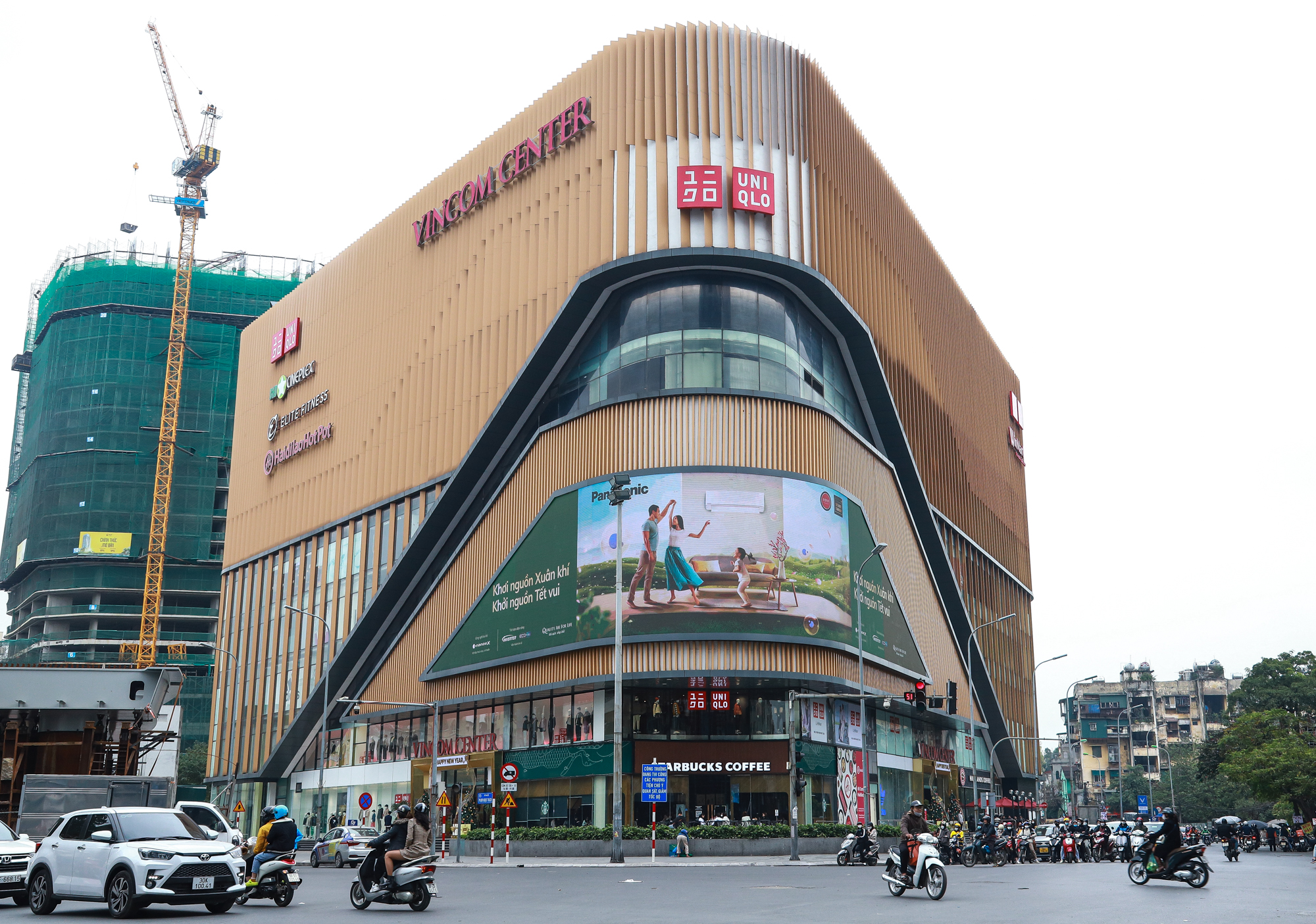 Diện mạo quận thu ngân sách lớn nhất, mật độ dân số cao nhất Hà Nội - Ảnh 7.