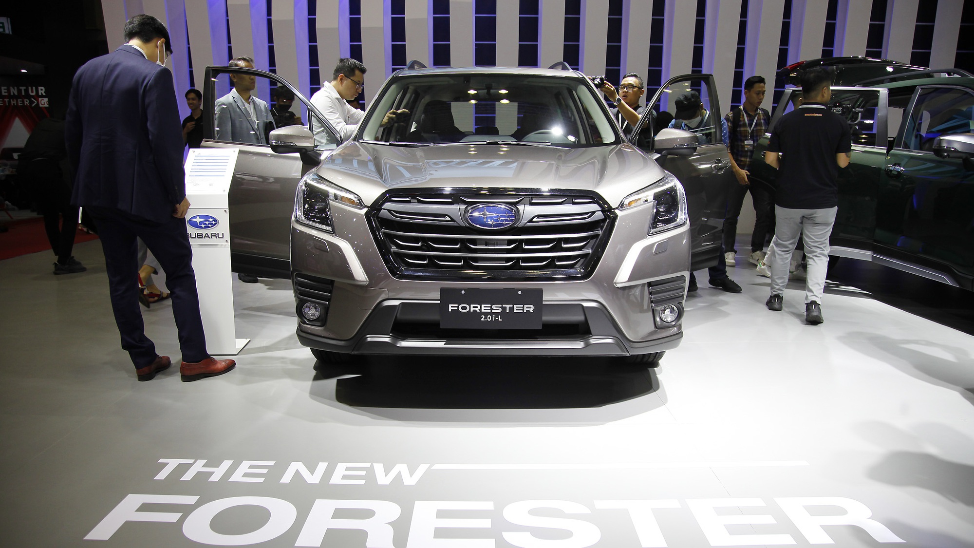 Diện kiến Subaru Forester 2023 – Những thay đổi để hoàn thiện - Ảnh 1.