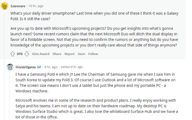 Bill Gates tiết lộ lý do thích dùng Samsung Galaxy Fold 4 mỗi ngày thay vì smartphone màn hình gập của Microsoft - Ảnh 1.