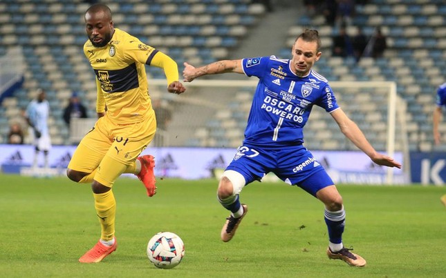 Đội bóng của Quang Hải tiếp tục thất bại, trở về khu vực nguy hiểm tại Ligue 2 - Ảnh 1.