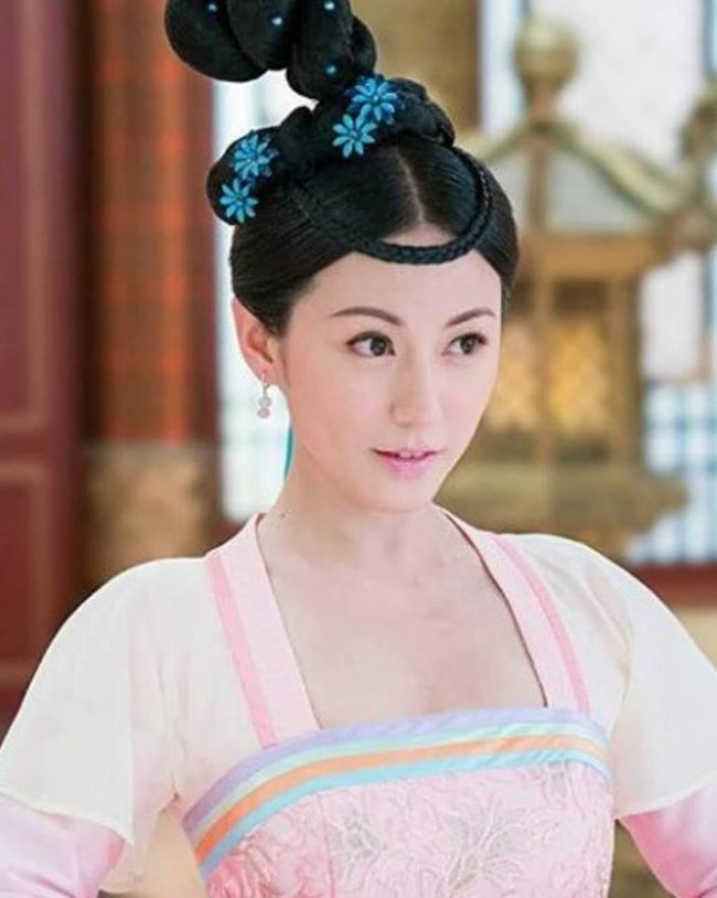 Nàng tiểu hoa bay màu khỏi showbiz vì từ chối lên giường với ông trùm TVB, từng được ví như bản sao Trương Bá Chi - Ảnh 5.