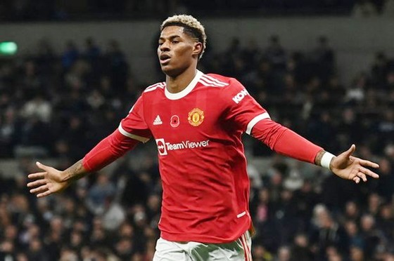 Dù đang tỏa sáng, Rashford vẫn bị áp giá trần lương - Ảnh 1.