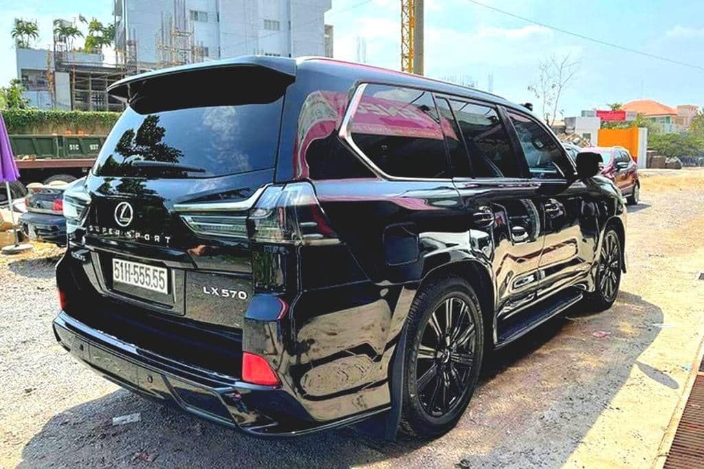 Lexus LX 570 14 năm tuổi, chạy 100.000km được chào giá 7 tỷ đồng nhờ vào biển số ‘khủng’ - Ảnh 3.