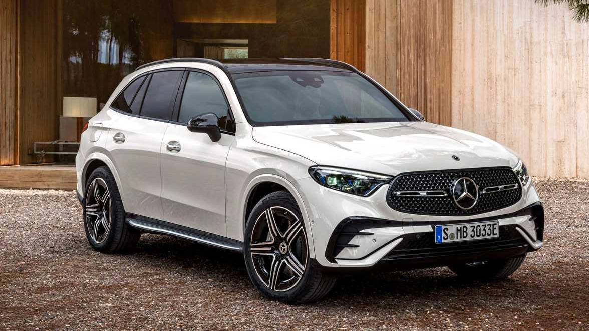 Mercedes-Benz GLC 2023 về Việt Nam sau Tết: Nhập khẩu giới hạn, thay đổi lớn đáp trả BMW X3 mới lắp ráp - Ảnh 1.