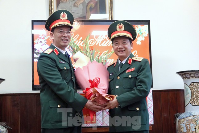 Tổng Tham mưu trưởng Nguyễn Tân Cương giao nhiệm vụ cho cận vệ Lăng Bác - Ảnh 4.