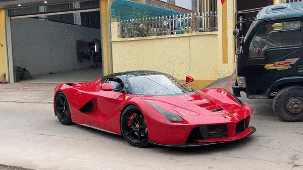 Nhóm bạn trẻ Quảng Ninh mô phỏng Ferrari LaFerrari triệu đô đón Tết: Tốn 250 ngày, làm cửa cánh chim như thật - Ảnh 16.
