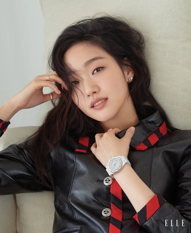 Kbiz tiếc thương tài tử Vincenzo qua đời: Kim Go Eun có lời hứa đặc biệt, Han Hyo Joo và sao Reply 1988 gây xúc động - Ảnh 2.