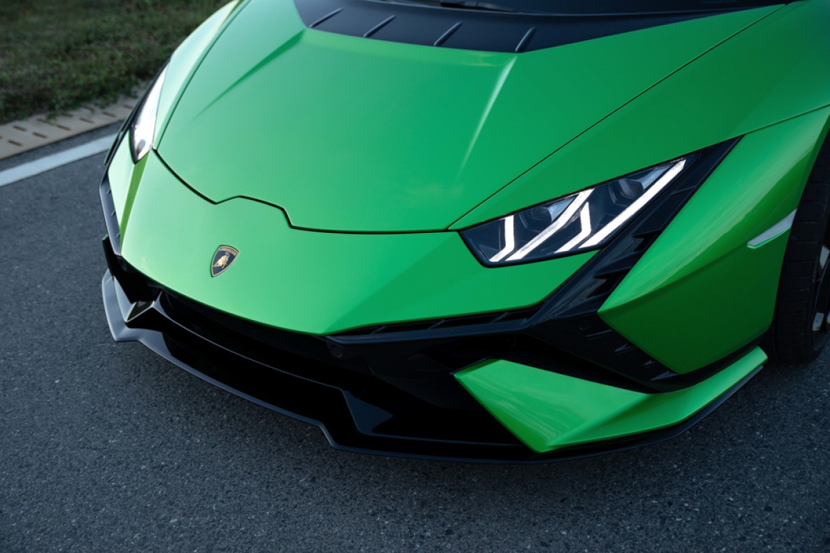 Ngắm Lamborghini Huracan Tecnica thả dáng tại Đà Nẵng - Ảnh 5.