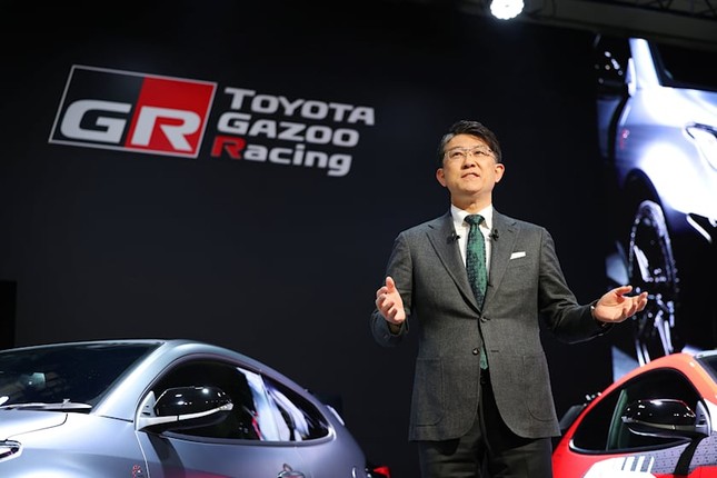 CEO Toyota từ nhiệm - Ảnh 2.