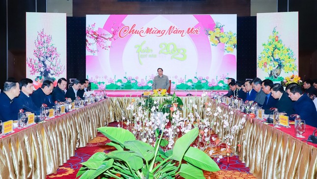 Thủ tướng Phạm Minh Chính: Không chia nhỏ gói thầu thi công cao tốc - Ảnh 1.