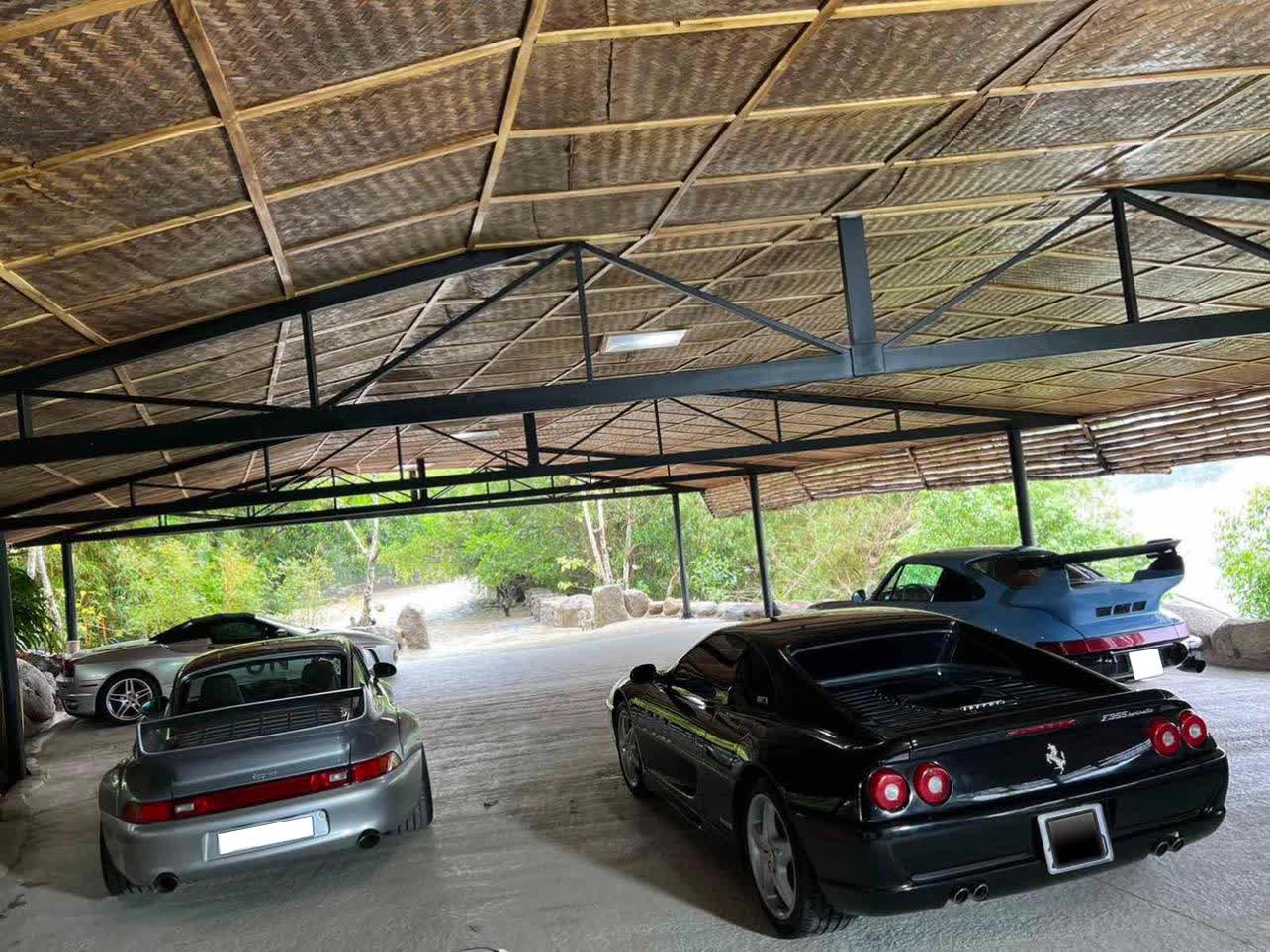 Porsche 930 Turbo độ RUF độc đáo trong garage nghìn tỷ tại Việt Nam: Màu huyền thoại được đổi tông mới - Ảnh 2.