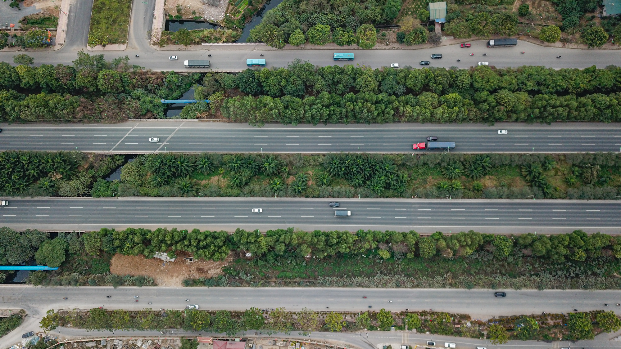 Biệt thự sát tuyến đại lộ 16 làn xe dài nhất, rộng nhất Việt Nam có giá chỉ từ 80 triệu đồng/m2 - Ảnh 1.