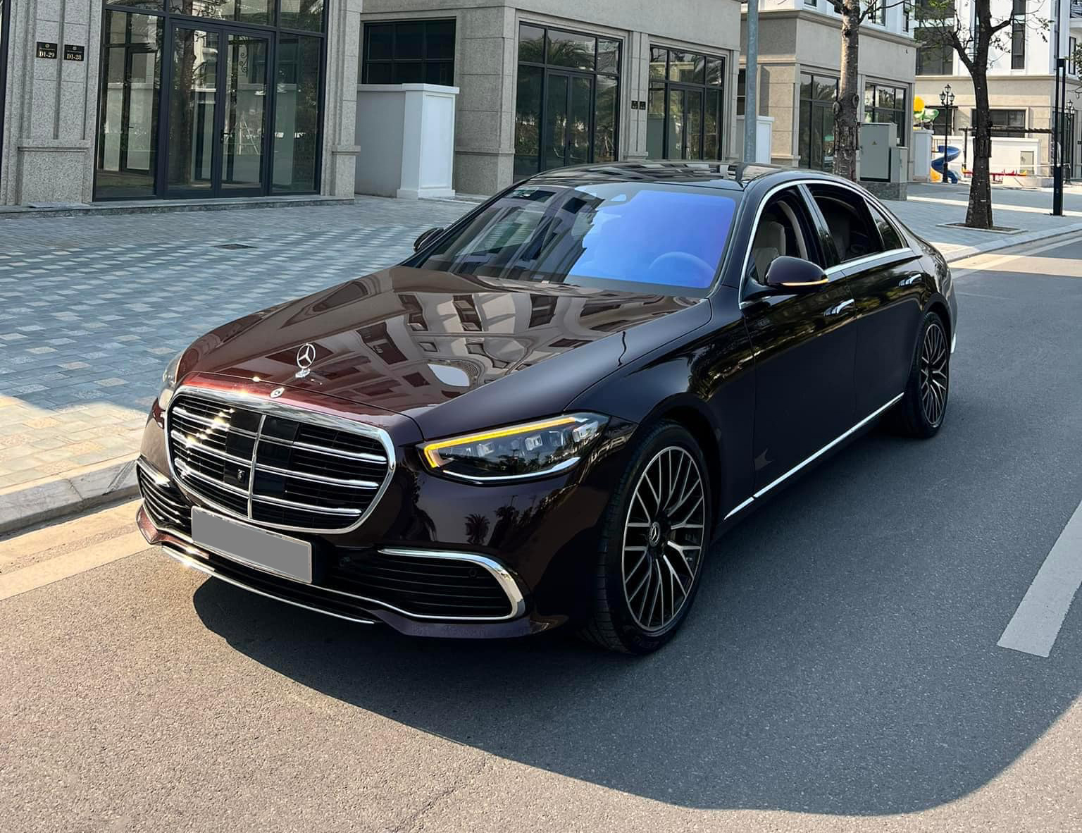 Chủ Mercedes-Benz S 450 2022 bán xe sau 11.000 km: Lỗ 730 triệu nhưng được trải nghiệm option nay đã bị cắt - Ảnh 1.