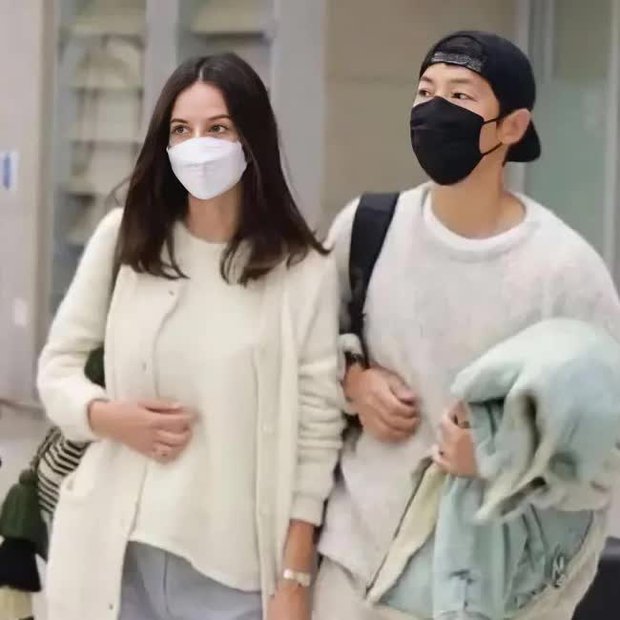 Song Joong Ki ly hôn vì Song Hye Kyo không chịu sinh con? - Ảnh 3.