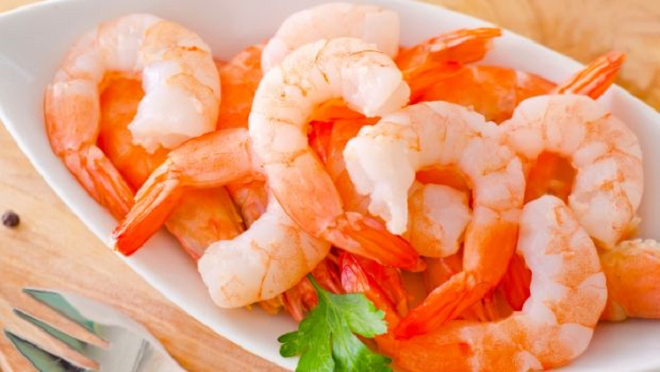 Phần lớn mọi người đều mắc các sai lầm này khi ăn tôm - Ảnh 3.