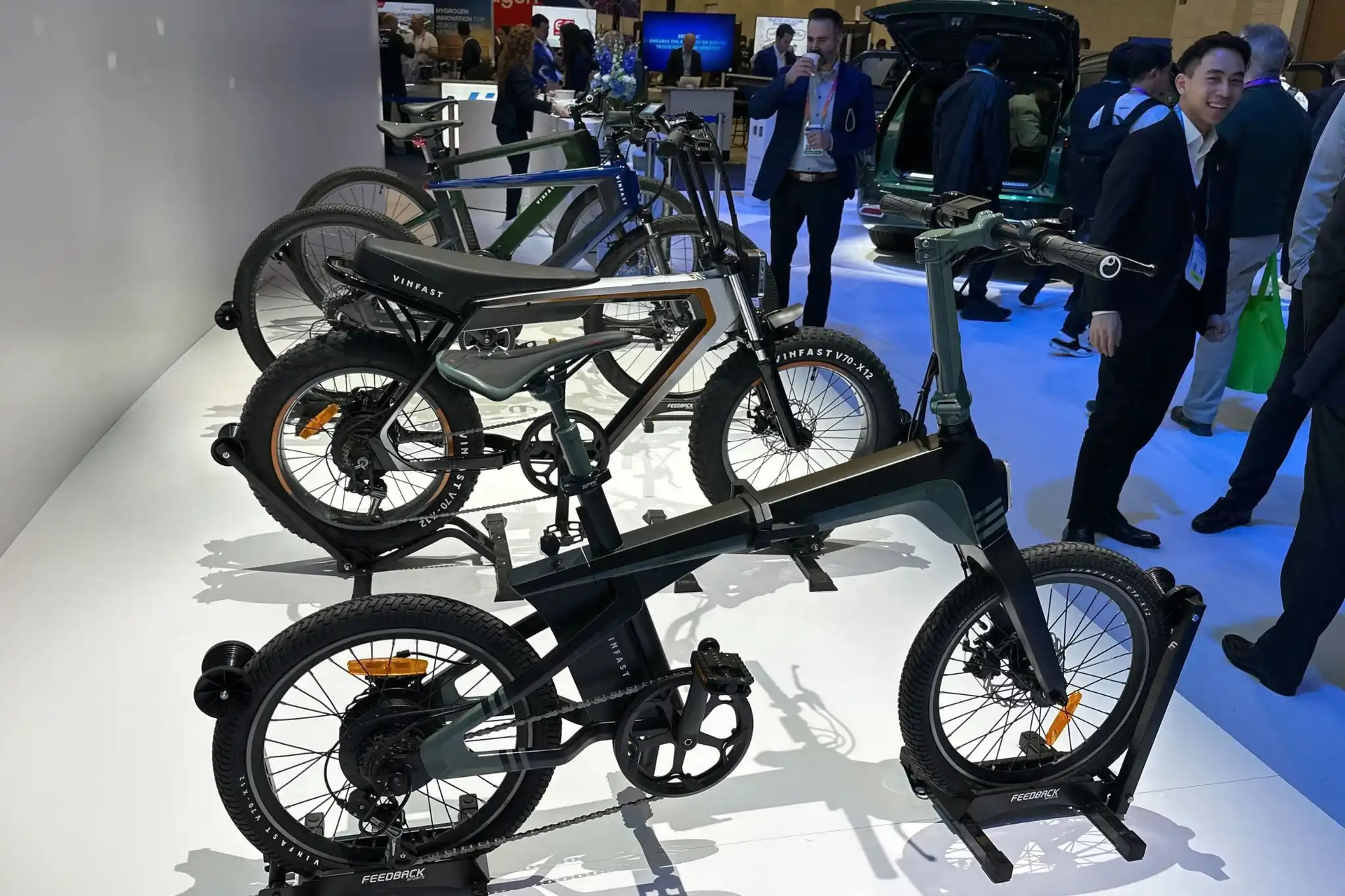 Cận cảnh 4 mẫu xe đạp điện và xe trợ lực của VinFast tại CES 2023 - Ảnh 2.