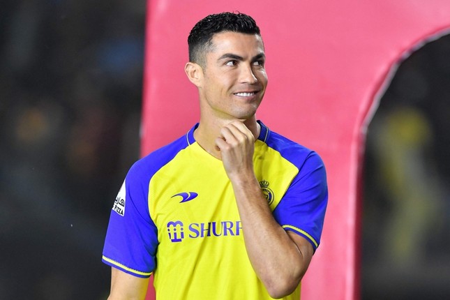 Ronaldo xuất hiện, Al Nassr đẩy người thừa sang... MU - Ảnh 1.