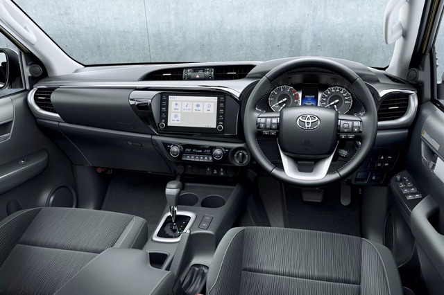 Toyota Hilux lần đầu có một công nghệ an toàn mà Ranger và Navara đã được tích hợp từ lâu - Ảnh 2.