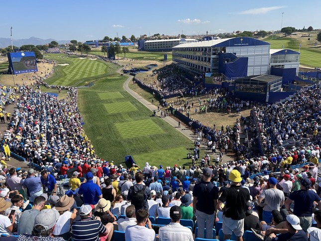 Ngày 2 Ryder Cup 2023: Patrick Cantlay bùng nổ thắp lên hy vọng cho tuyển Hoa Kỳ - Ảnh 2.