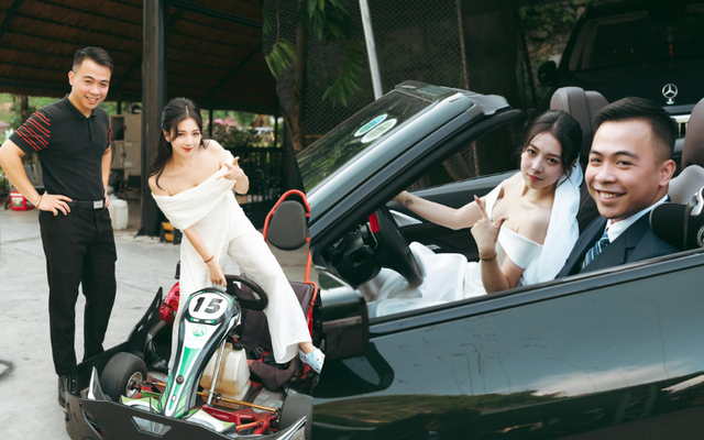 Chuyện tình của cô dâu siêu ngầu và anh lớp trưởng cùng bàn, đám cưới phải chất mới chịu - Ảnh 1. Chuyện tình của cô dâu siêu ngầu và anh lớp trưởng cùng bàn, đám cưới phải chất mới chịu - Ảnh 1.