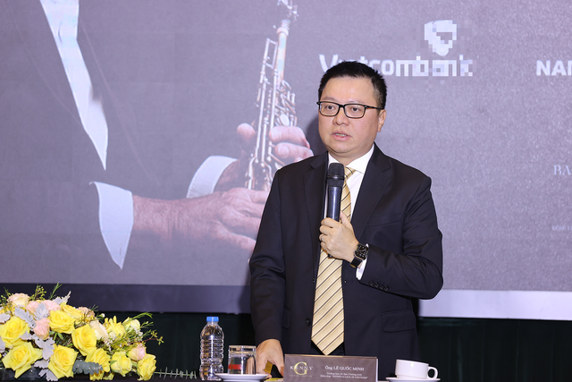 Huyền thoại saxophone Kenny G trở lại Việt Nam biểu diễn - Ảnh 1.
