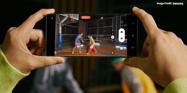 5 tính năng Galaxy S24 Ultra cần có để đánh bại iPhone 15 Pro Max - Ảnh 1. 5 tính năng Galaxy S24 Ultra cần có để đánh bại iPhone 15 Pro Max - Ảnh 1.