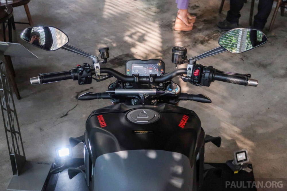 Ducati Streetfighter V4 và V4S 2024 trình làng, giá gần 900 triệu đồng - Ảnh 4.