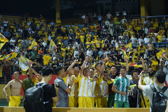 Với Đông Á Thanh Hóa, đây mới là chiếc Siêu cúp đầu tiên - Ảnh 6. Với Đông Á Thanh Hóa, đây mới là chiếc Siêu cúp đầu tiên - Ảnh 6.