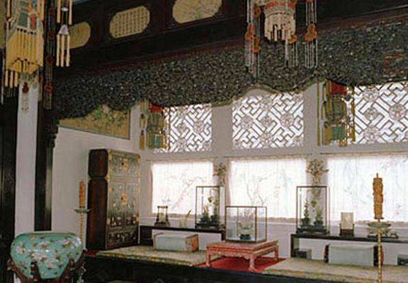 Bên trong phòng ngủ của Từ Hi Thái hậu: Nội thất hiện đại bậc nhất, có dát đầy vàng bạc châu báu như lời đồn? - Ảnh 10.