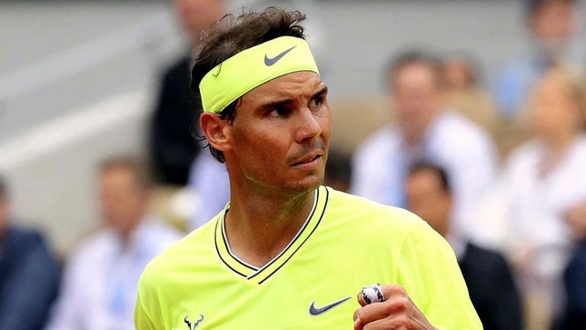 Vua đất nện Rafael Nadal trở lại - Ảnh 1.