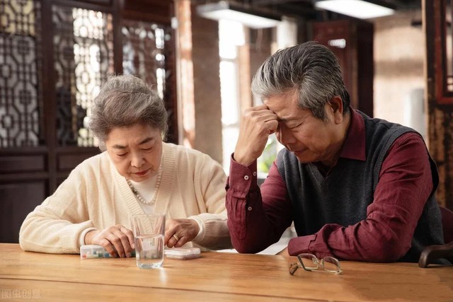 Tôi 73 tuổi, ngày mai, tôi vào viện dưỡng lão: Con trai, con dâu mừng lắm, nghỉ hưu như thế, là điều tôi chẳng ngờ! - Ảnh 1.