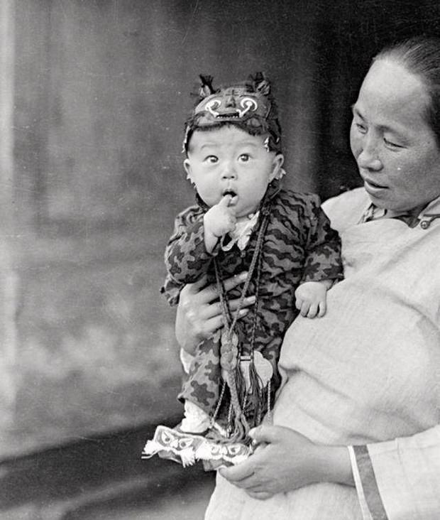 Bộ ảnh cũ ghi lại hình ảnh Bắc Kinh 100 năm trước: Phản ánh chân thực cuộc sống người dân, diện mạo cung nữ trong Tử Cấm Thành ra sao? - Ảnh 7.