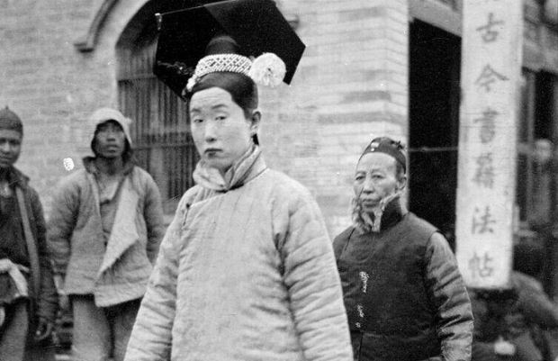 Bộ ảnh cũ ghi lại hình ảnh Bắc Kinh 100 năm trước: Phản ánh chân thực cuộc sống người dân, diện mạo cung nữ trong Tử Cấm Thành ra sao? - Ảnh 5.