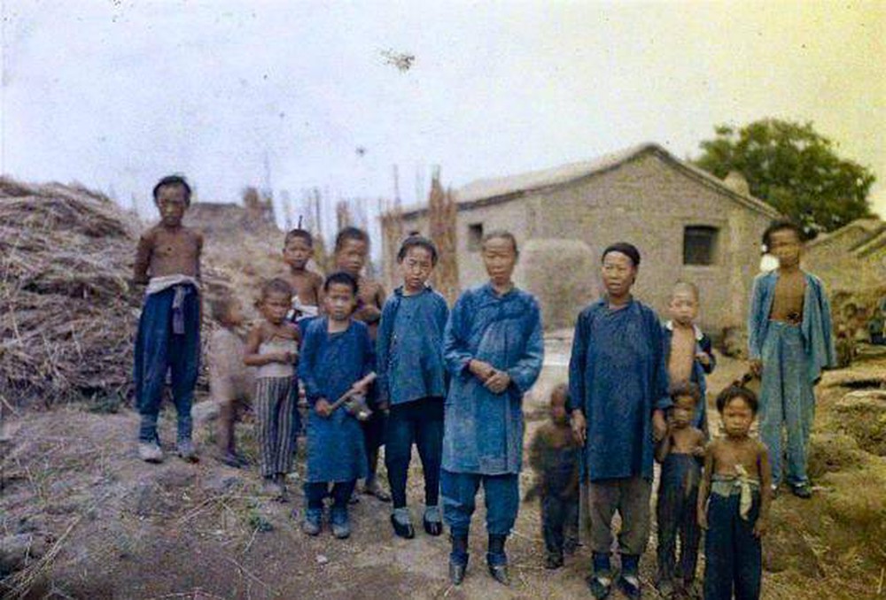 Bộ ảnh cũ ghi lại hình ảnh Bắc Kinh 100 năm trước: Phản ánh chân thực cuộc sống người dân, diện mạo cung nữ trong Tử Cấm Thành ra sao? - Ảnh 4.