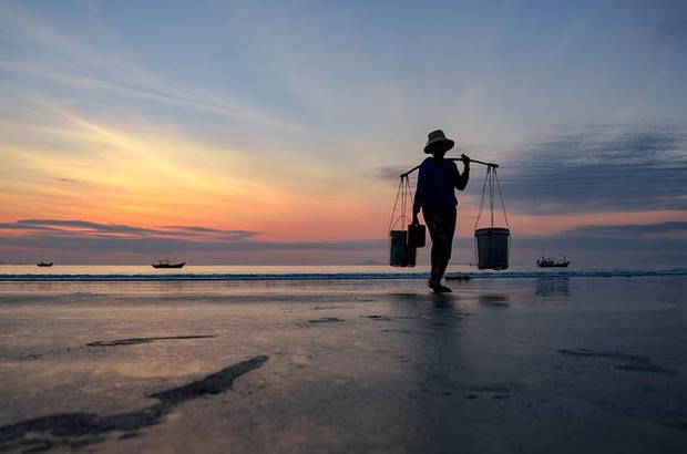 Báo quốc tế gợi ý đến những vùng biển đẹp nhất ở Việt Nam - Ảnh 4.