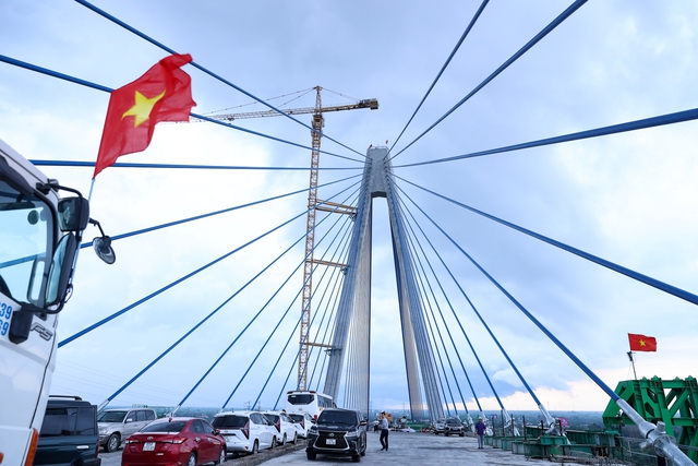 Cây cầu 5 lần Thủ tướng đến thị sát: Tự hào thương hiệu Việt Nam tự chủ hoàn toàn, vượt tiến độ 3 tháng - Ảnh 3.
