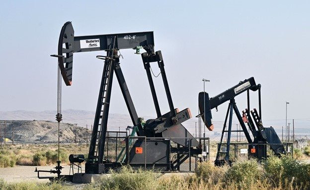 Rủi ro gia tăng trên thị trường dầu và khí đốt - Ảnh 1.