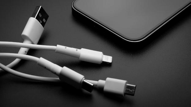 Trang bị cổng USB-C, đây là những cách iPhone 15 nâng cuộc sống iFan lên một tầm cao mới - Ảnh 2.