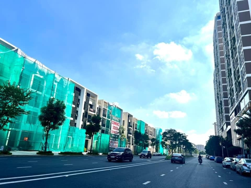 Một lượng tiền lớn trong ngân hàng sẽ đáo hạn vào cuối năm 2023, thị trường bất động sản kỳ vọng đón sóng đầu tư - Ảnh 1. Một lượng tiền lớn trong ngân hàng sẽ đáo hạn vào cuối năm 2023, thị trường bất động sản kỳ vọng đón sóng đầu tư - Ảnh 1.