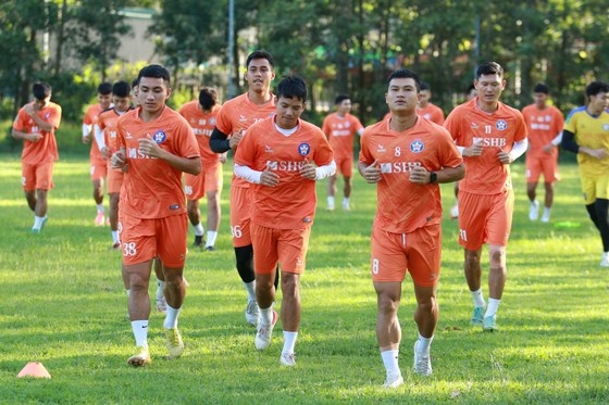 Ai đủ sức cạnh tranh với Đà Nẵng cho tấm vé thăng hạng V-League? - Ảnh 1.