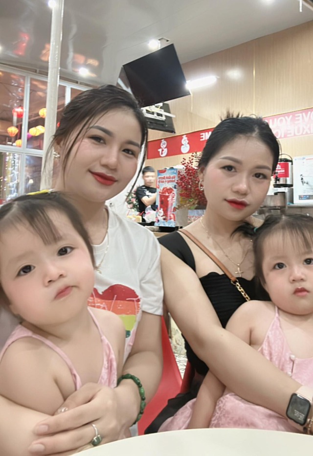 Hy hữu: Gia đình sinh đôi 3 thế hệ ở Nghệ An, chính dì ruột cũng không nhận ra cháu vì quá giống nhau - Ảnh 5.