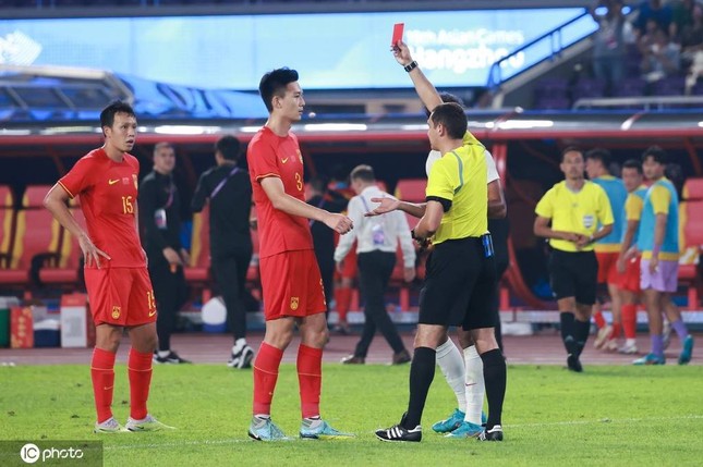 Giám đốc PVF chia sẻ trên báo Trung Quốc: Trình độ bóng đá Trung Quốc giờ thua cả Việt Nam - Ảnh 1.