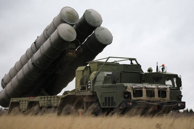 Phòng không Nga bắn hạ tên lửa Grom-2 của Ukraine ở Crimea - Ảnh 1.